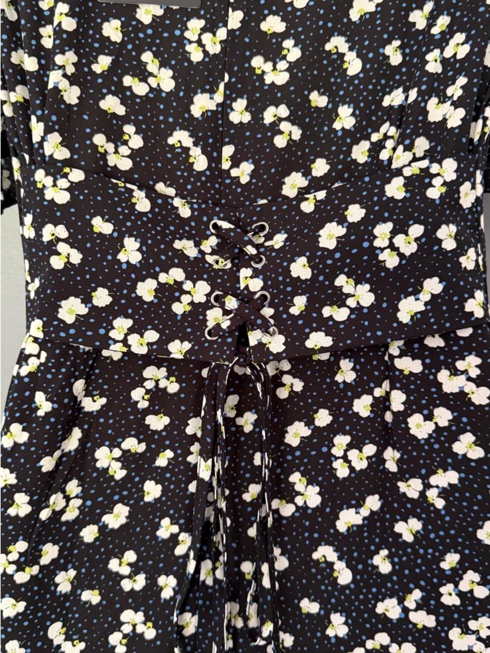 PrettyLittleThing Black w/blue polka dot Floral Ruffle Sleeve lightweight Dress - Picture 9 of 16